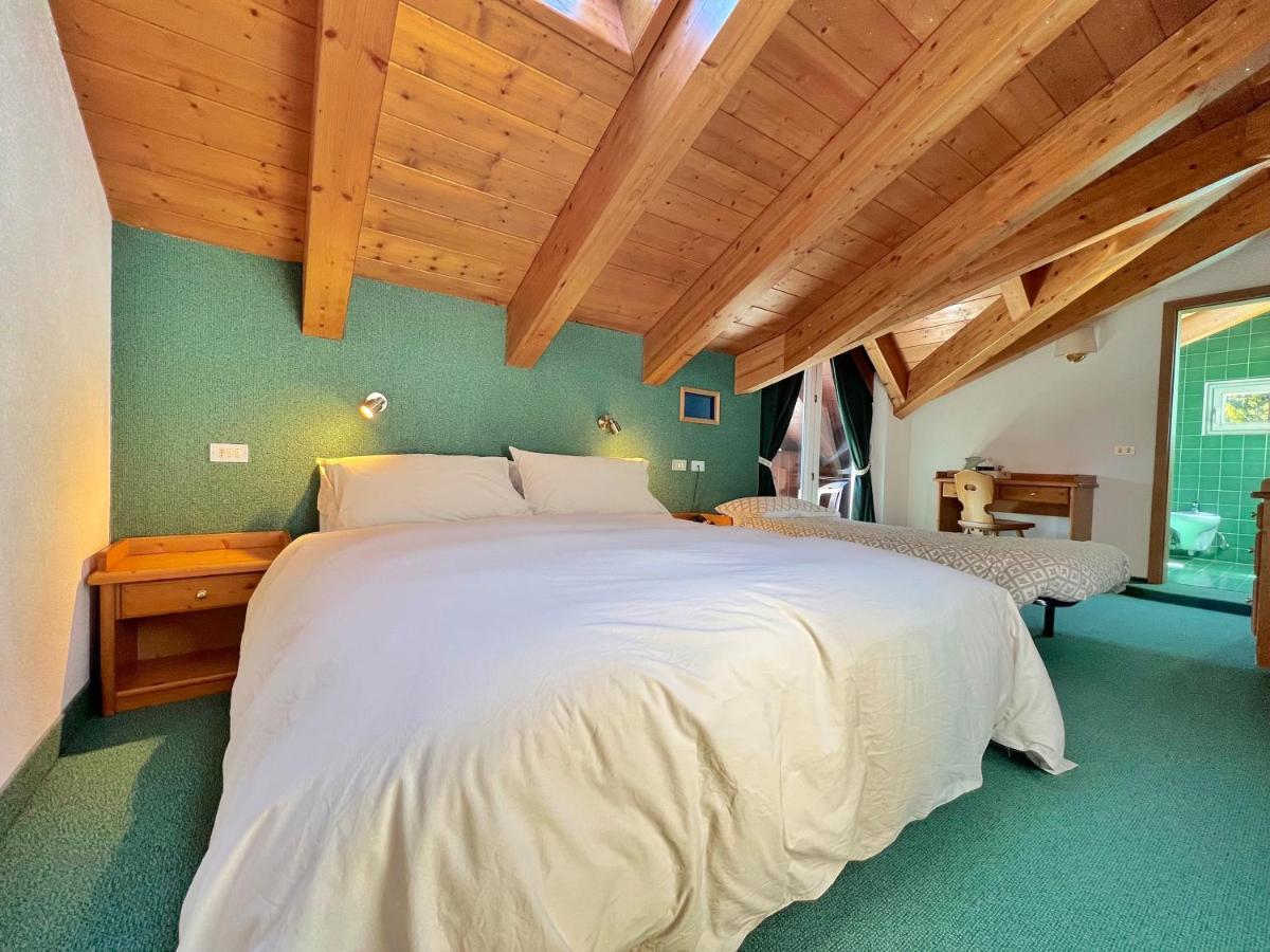B&B Garni Villa Campitello กัมปีเตลโลดีฟัสซา ภายนอก รูปภาพ